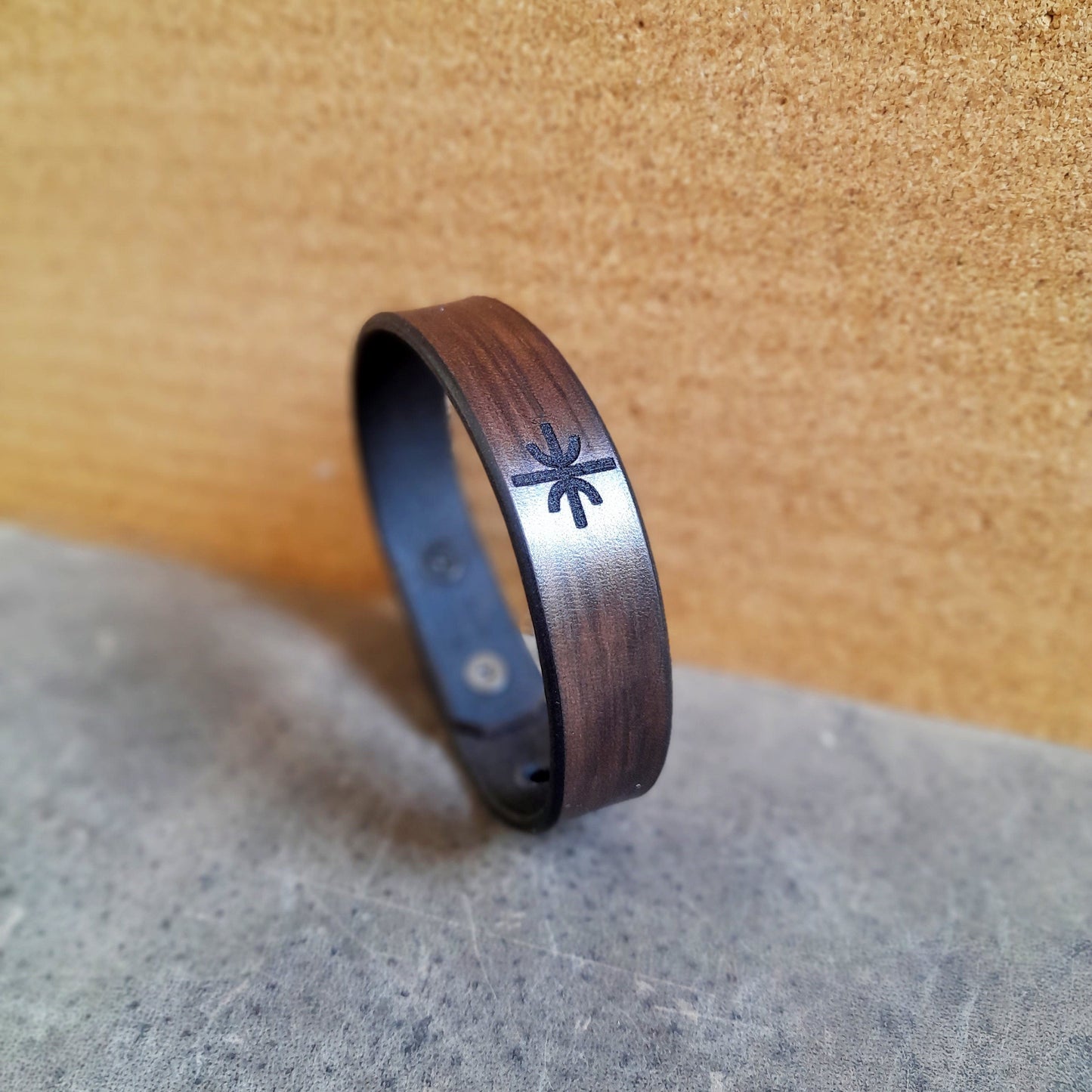 Bracelet en cuir Apollo Delphic Epsilon