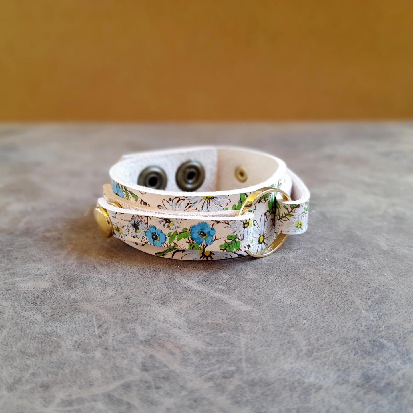 Hand Painted Floral Leather Bracelet for Wedding Ring