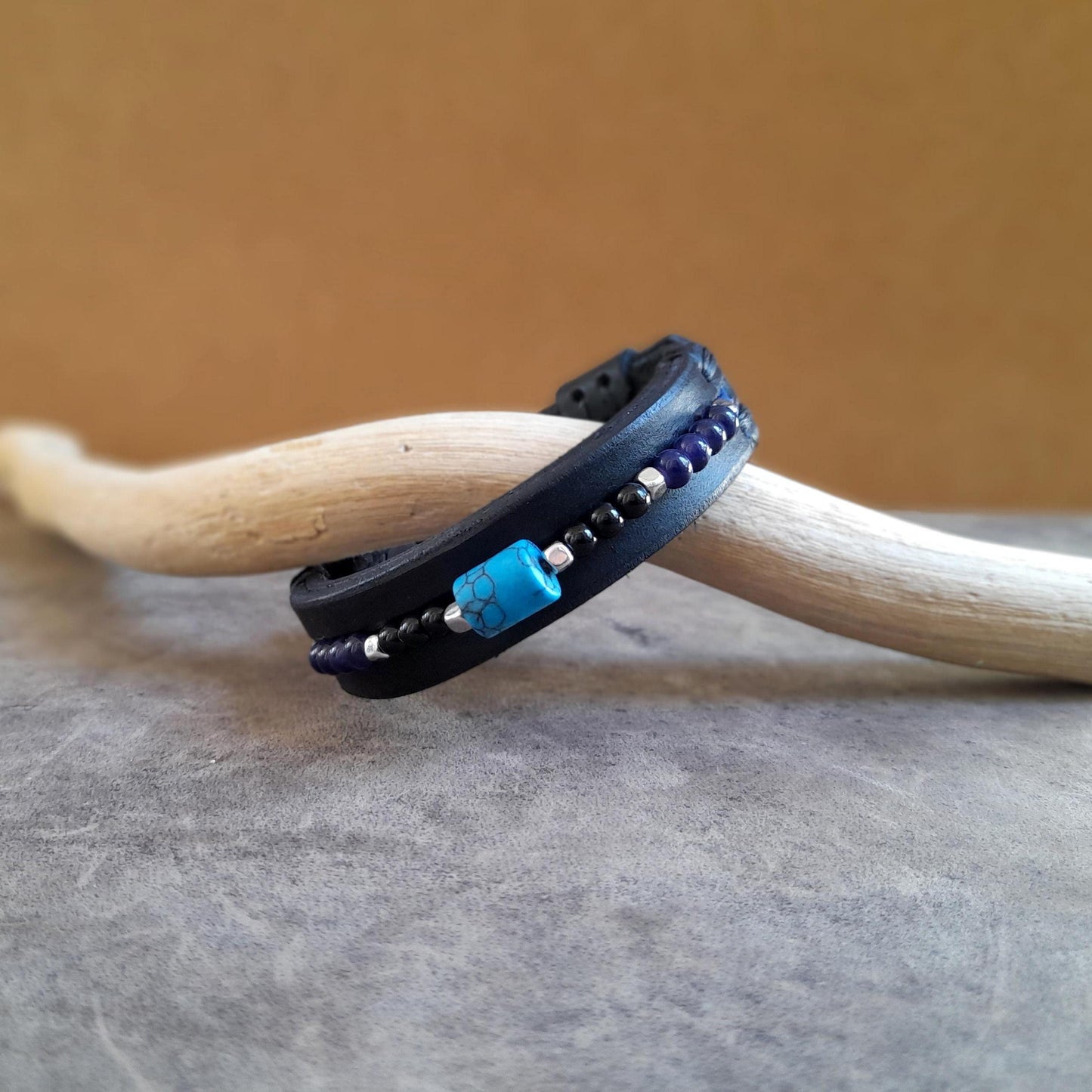 Bracelet en cuir noir pour homme avec perles semi-précieuses