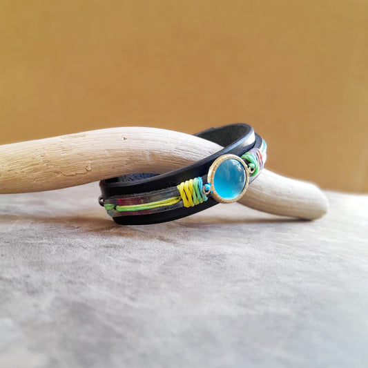 Bracelet en cuir et calcédoine bleu marine