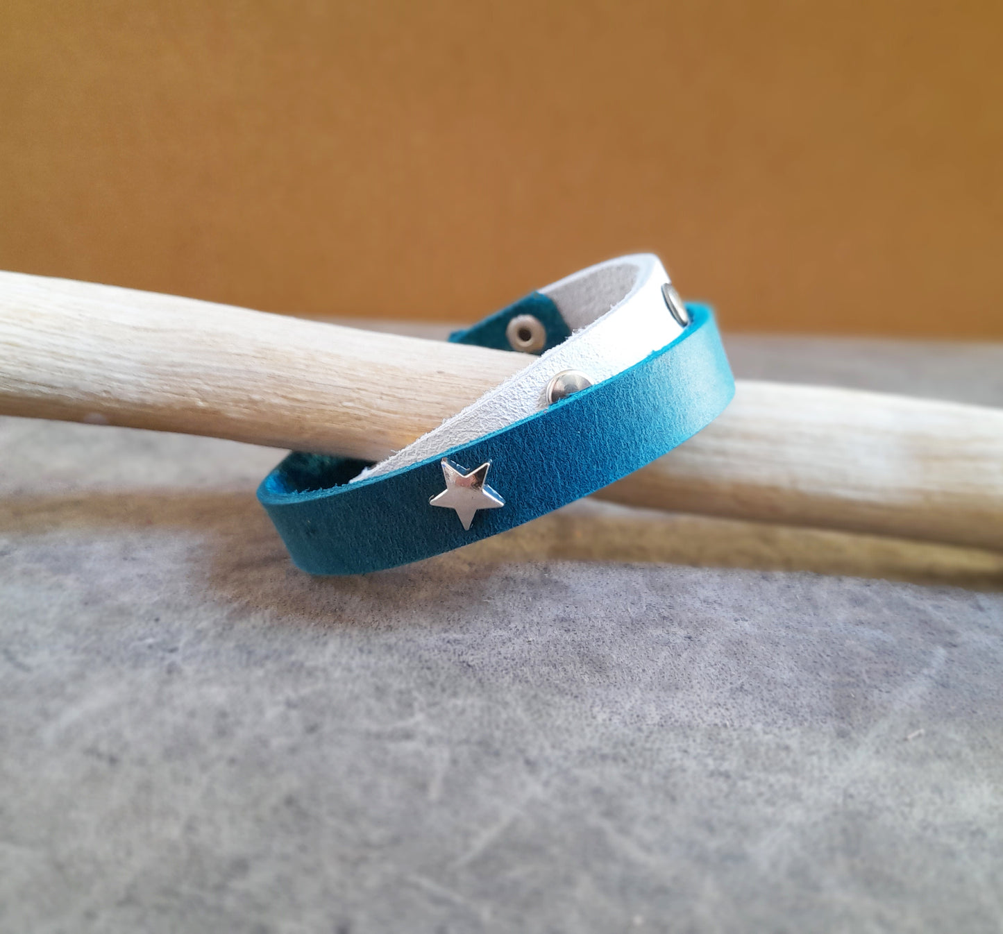 Unisex White Blue Wrap Leather Bracelet with Stud Rivets and Star