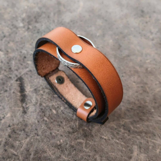 main image of the 4 size adjustable leather ring holder bracelet