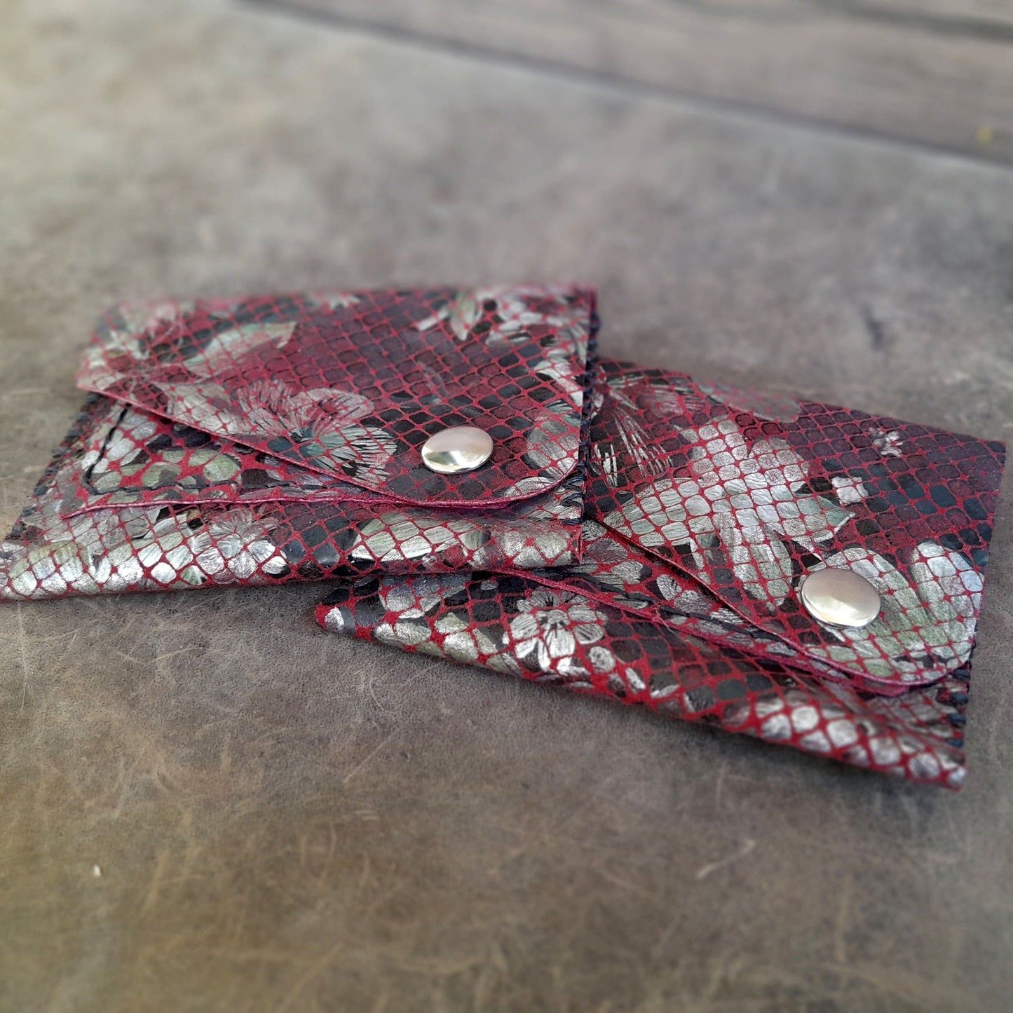 Vintage Style Floral Suede Card Wallet