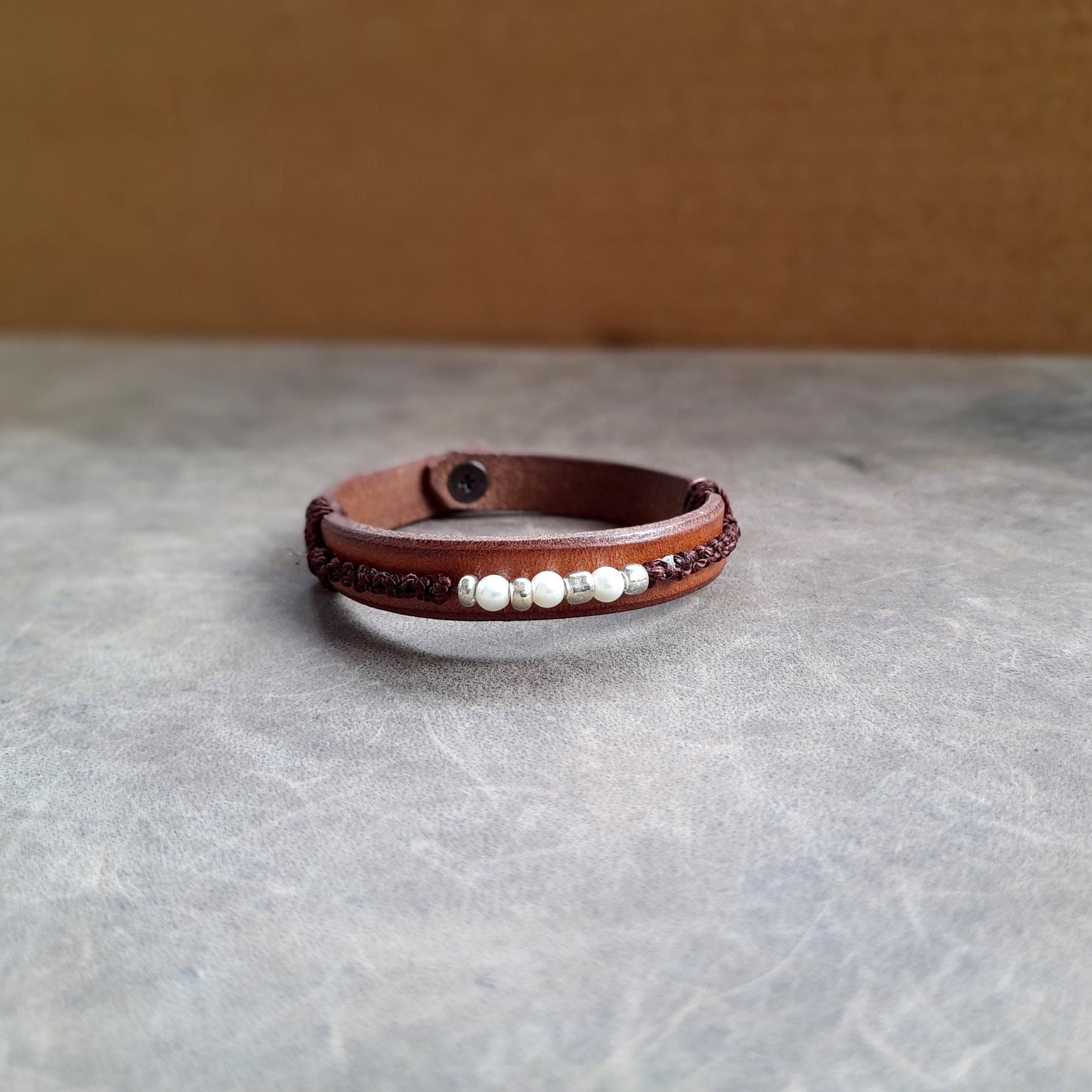 Freshwater Pearls Leather Bracelet