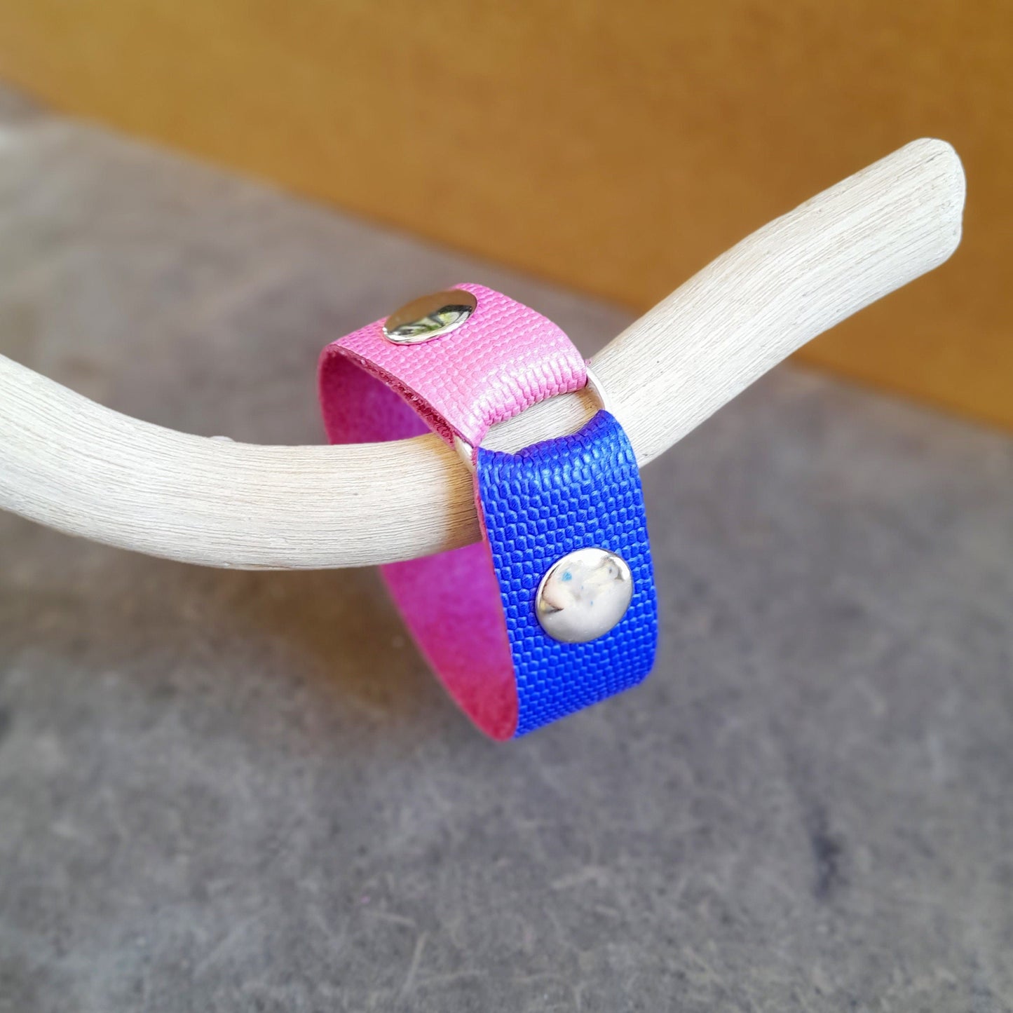 Pink Blue Ombre Ring Holder Leather Bracelet