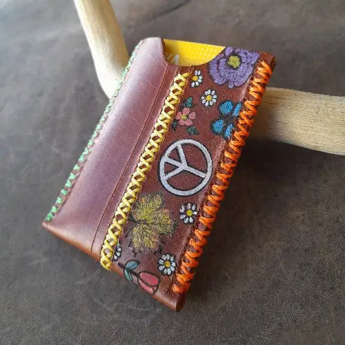 Minimalist Peace Symbol Card Wallet - LuckySevenleather